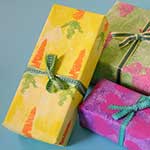 wrapping_paper_presents_close